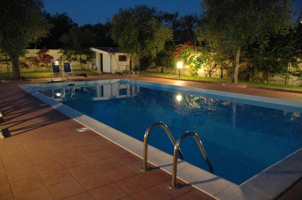 Villa Sarda Sorso Exteriör bild